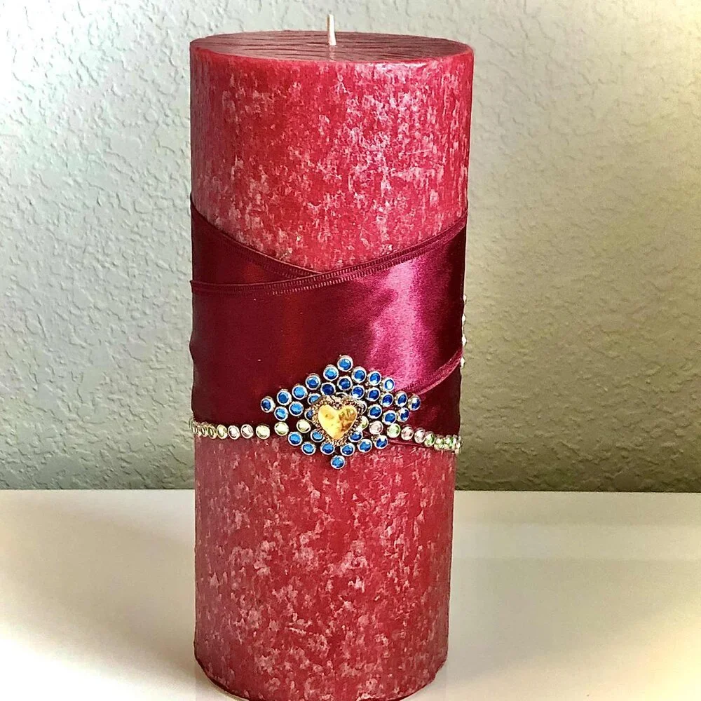 NWT ALEXANDRA'S ACCENTS Designer Art Hand Decorated Jeweled Pillar Candle 4x9